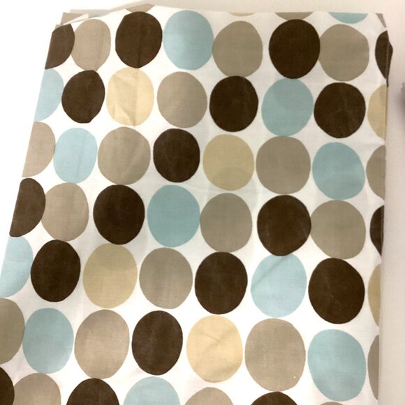 Big Bundle of Cotton Fabric Scraps White Material With Big Circles Multicolored - Picture 2 of 10